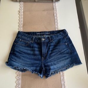 American Eagle Tomgirl Shortie